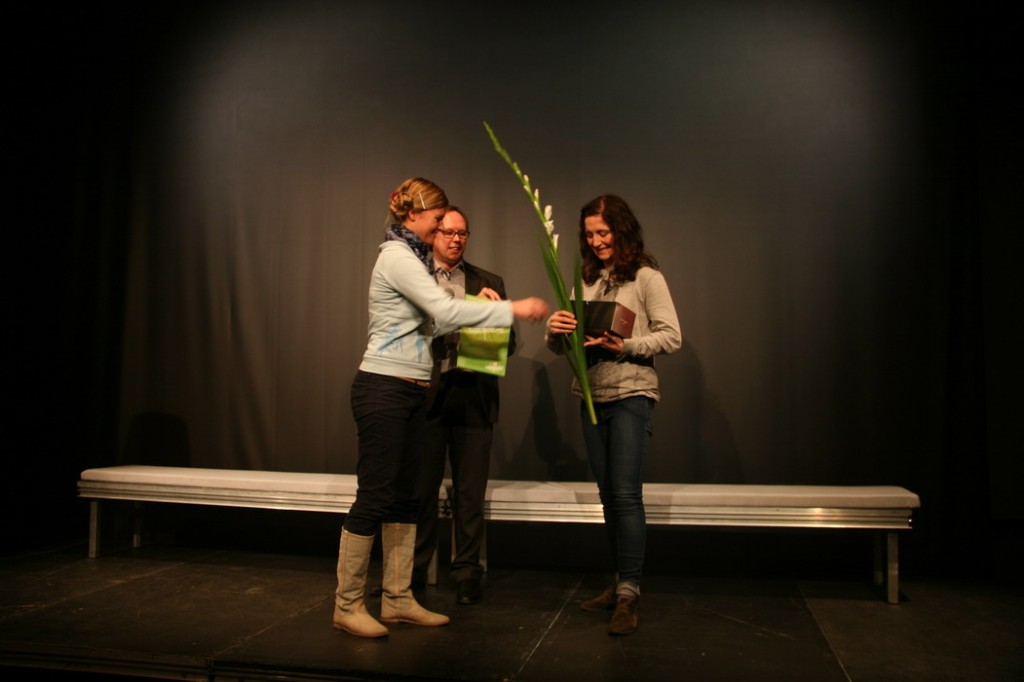 Susanne Franzmeyer, Jochen Meißner, Elmira Bahrami. Foto: Etienne Röder